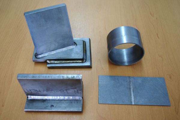 Образцы сварки нержавеющего металла AISI по технологии TIG на оборудовании EWM (производство НПП РУСМЕТ)